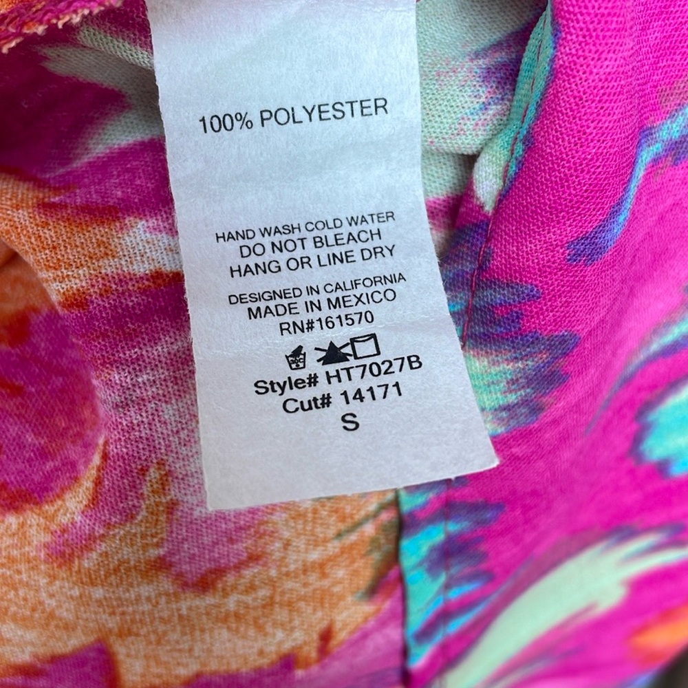 Haptics Pink Contrast Mock Neck Flutter Sleeve Top NWT - Picture 5 of 5